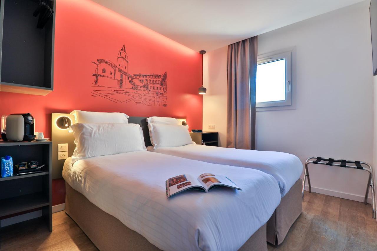 Hotel Restaurant Kyriad Fréjus Екстериор снимка
