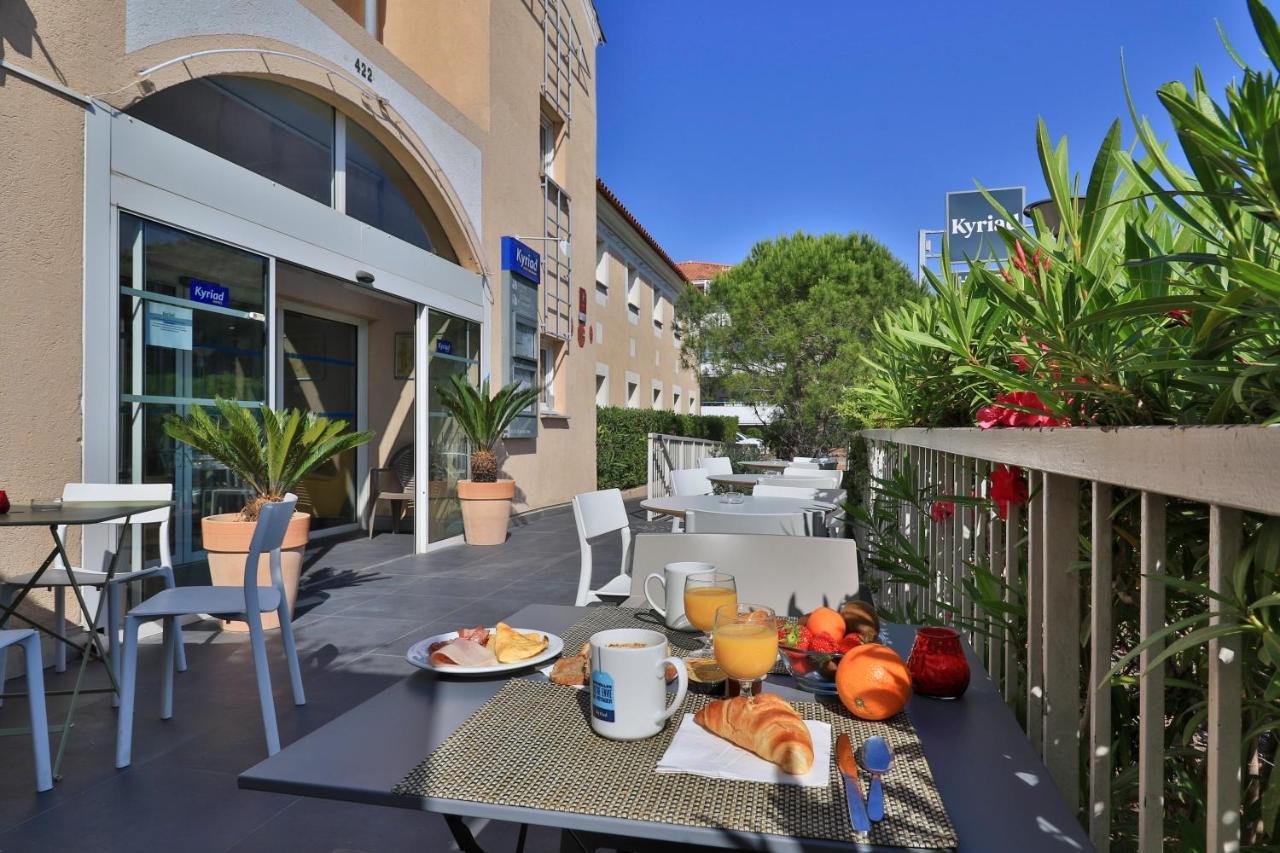Hotel Restaurant Kyriad Fréjus Екстериор снимка