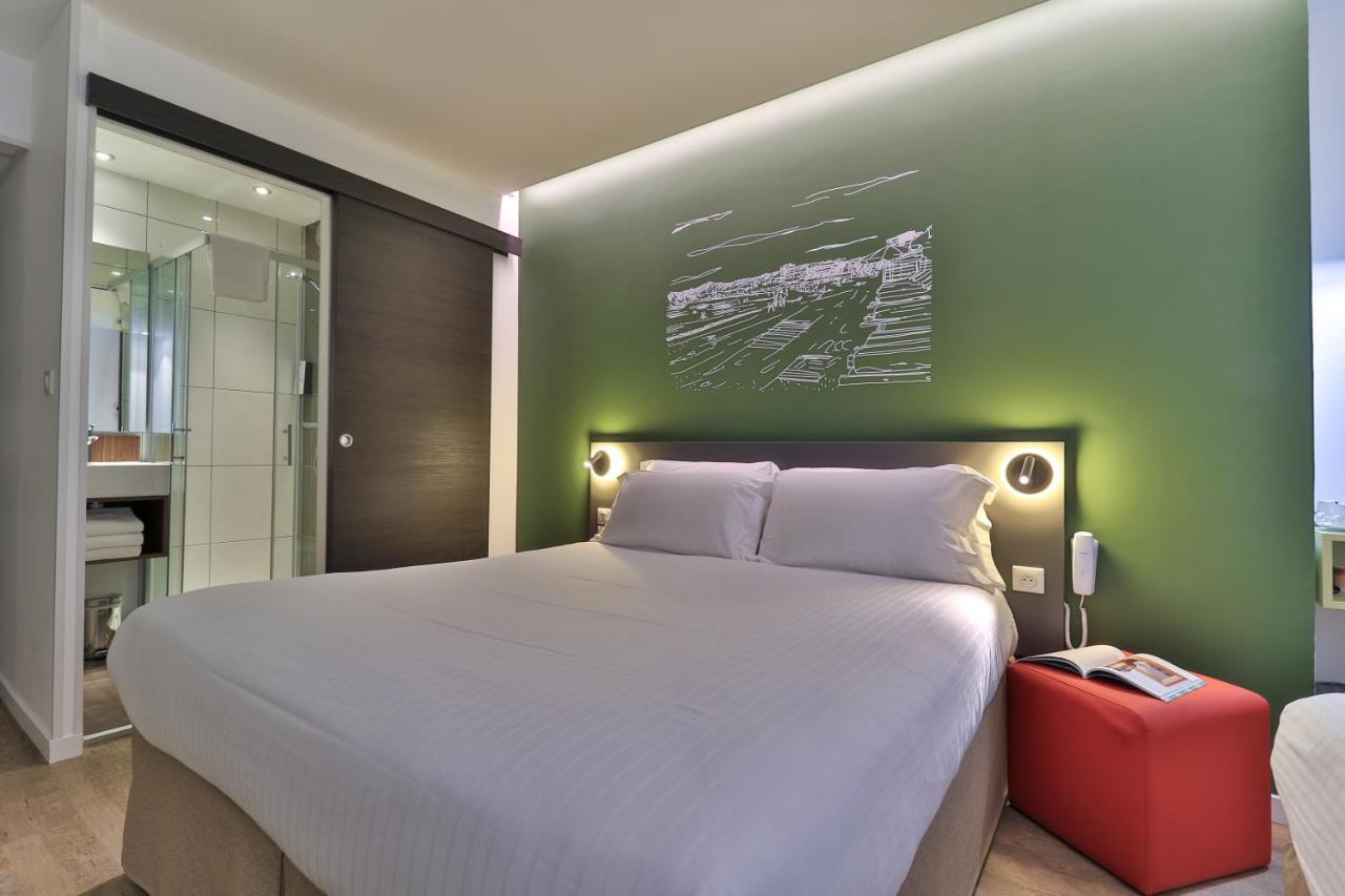 Hotel Restaurant Kyriad Fréjus Екстериор снимка