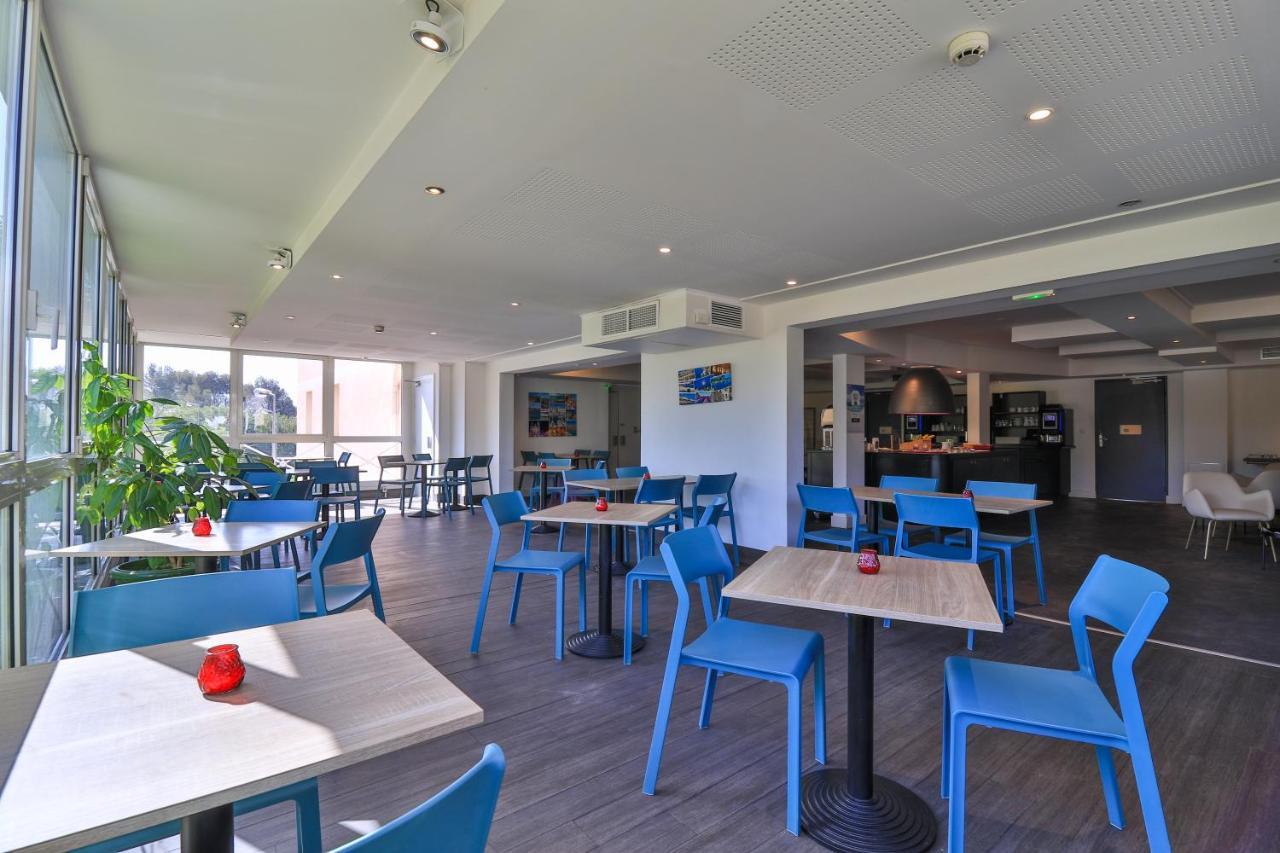 Hotel Restaurant Kyriad Fréjus Екстериор снимка