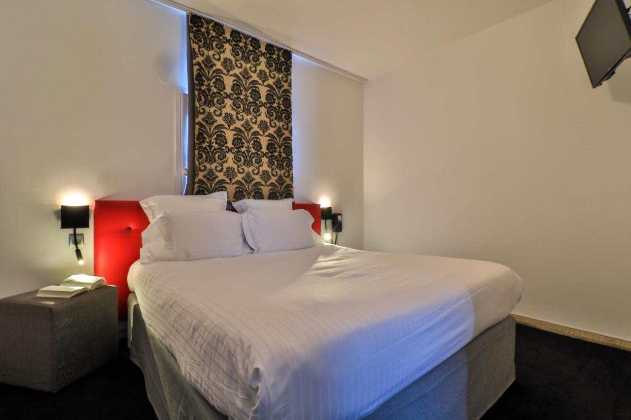 Hotel Restaurant Kyriad Fréjus Екстериор снимка